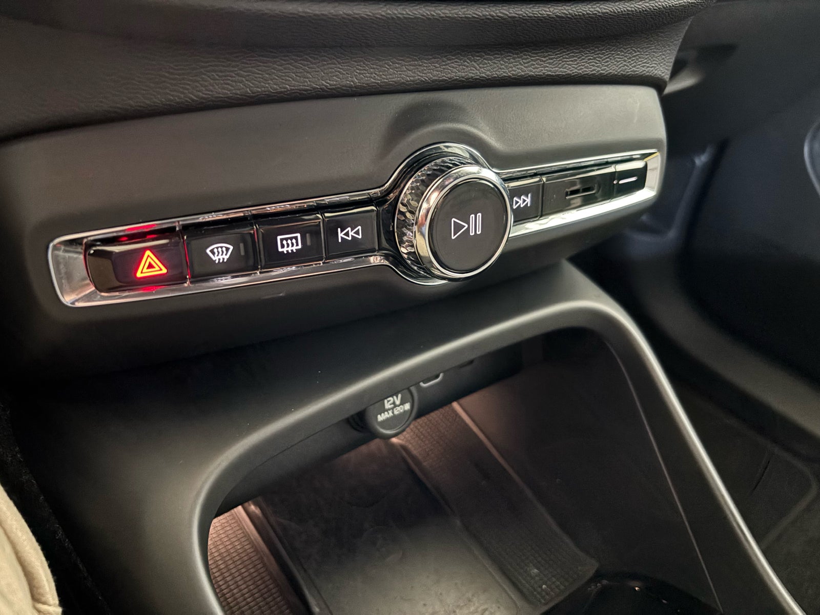 Volvo XC40 P6 ReCharge Plus