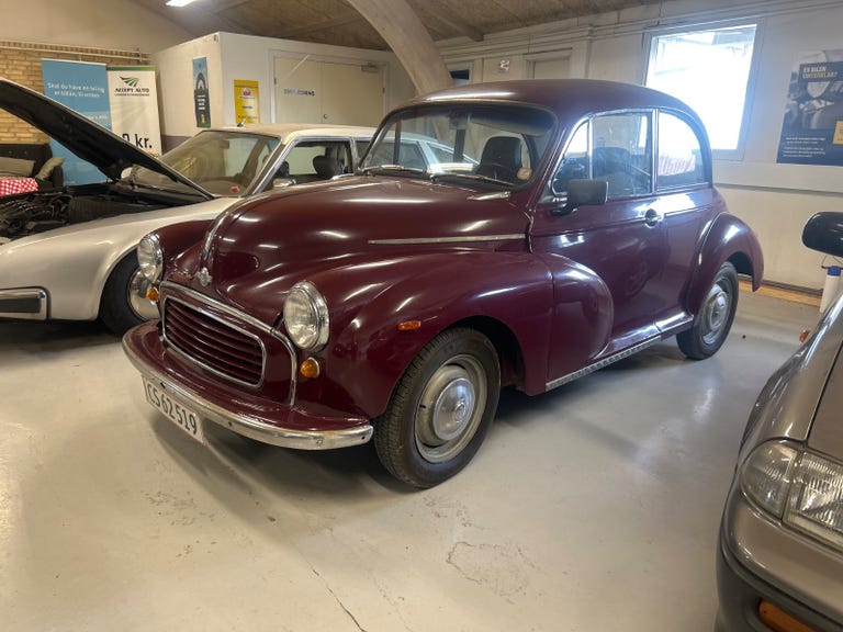 Morris Minor 