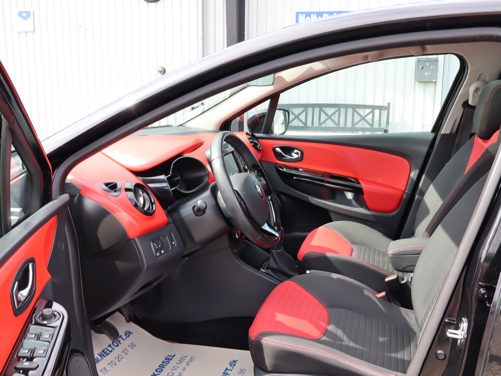 Billede af Renault Clio IV 0,9 TCe 90 Limited Sport Tourer