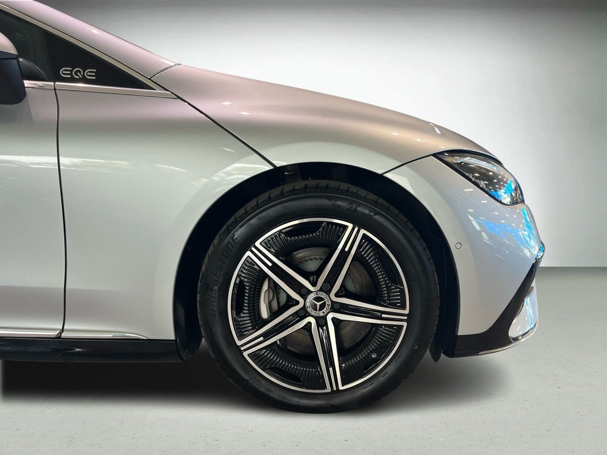 Mercedes EQE350 AMG Line billede 9