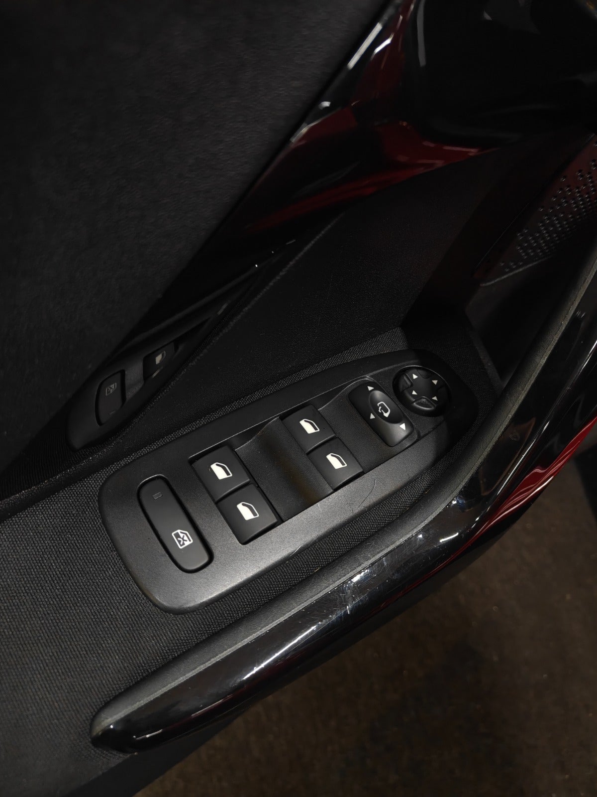 Billede af Peugeot 208 1,2 VTi 82 Allure