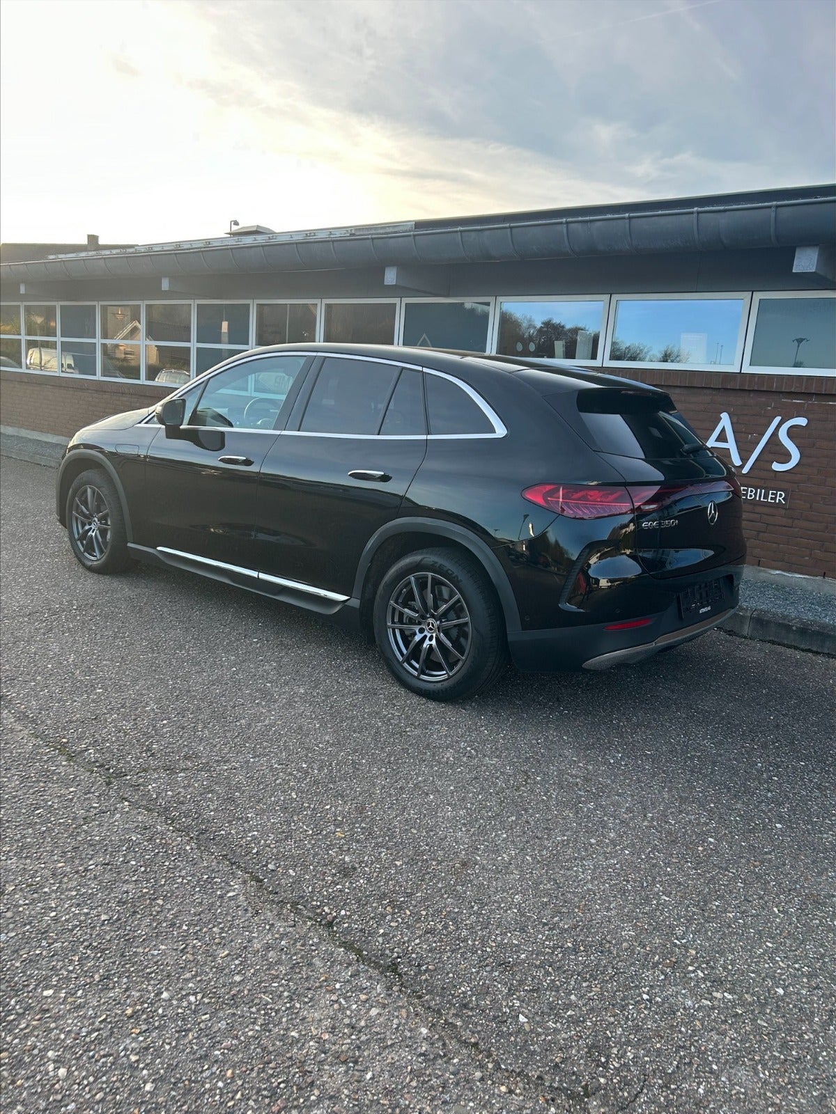 Billede af Mercedes EQE350+ SUV  