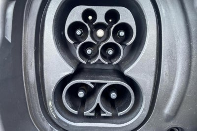 Ford Explorer Premium Extended Range