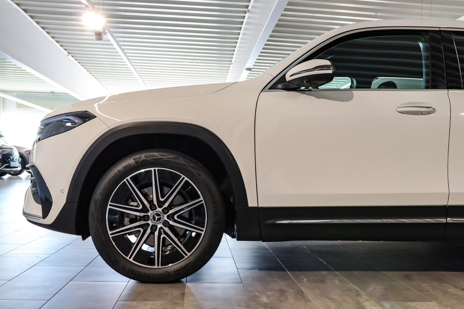 Billede af Mercedes EQB300  AMG Premium 4Matic