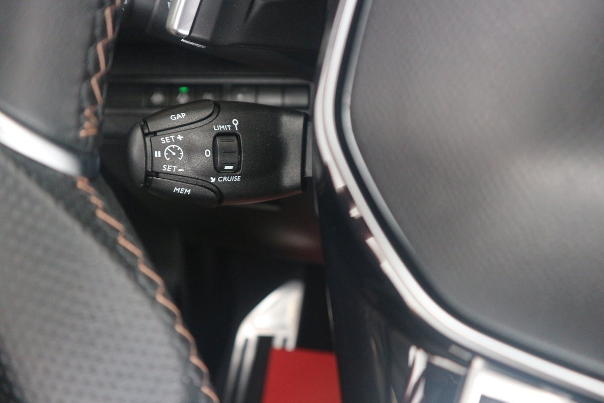 Peugeot 3008 Hybrid4 GT Line EAT8