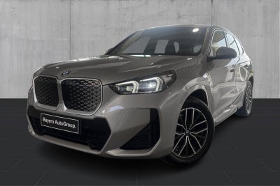 BMW iX1 eDrive20 M-Sport - 0