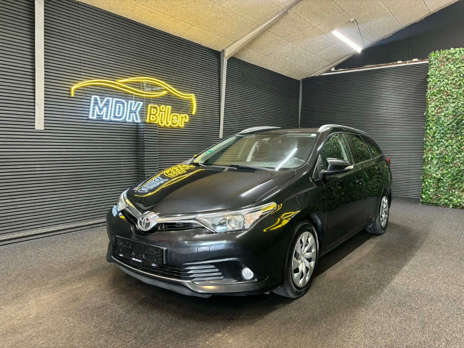Billede af Toyota Auris 1,6 D-4D T2 Comfort Touring Sports