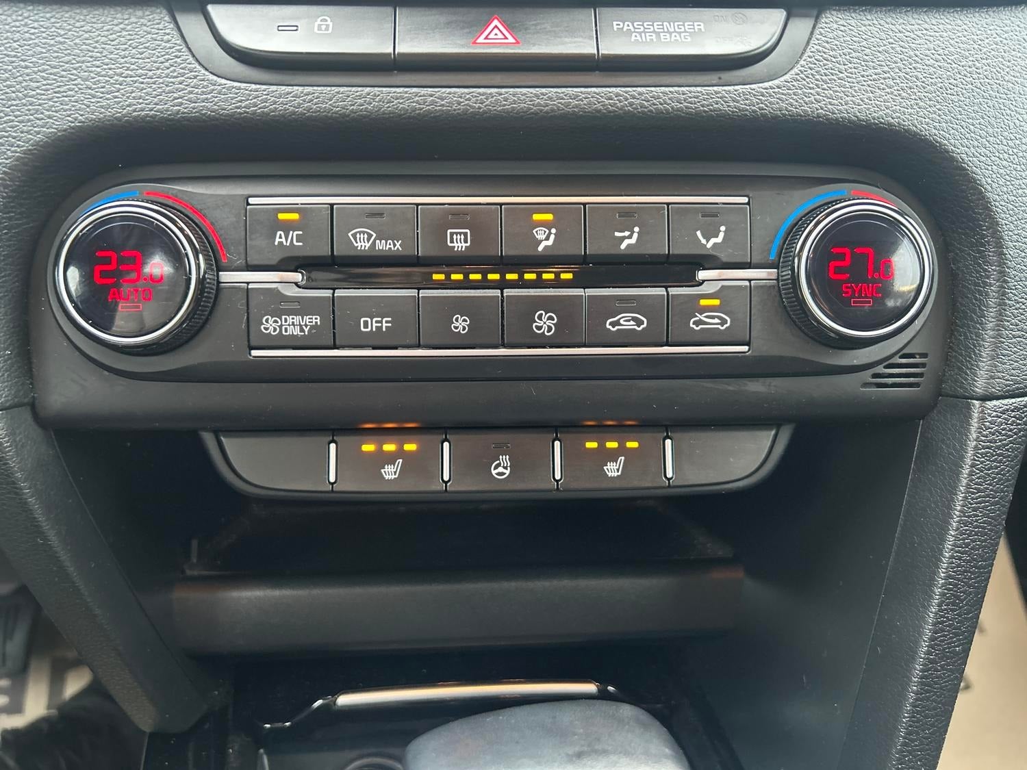 Billede af Kia Ceed 1,6 PHEV Prestige SW DCT