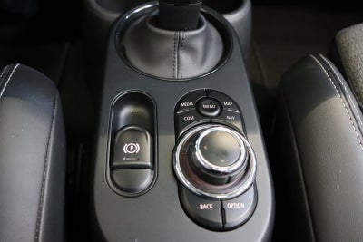 MINI Cooper SE Camden Edition