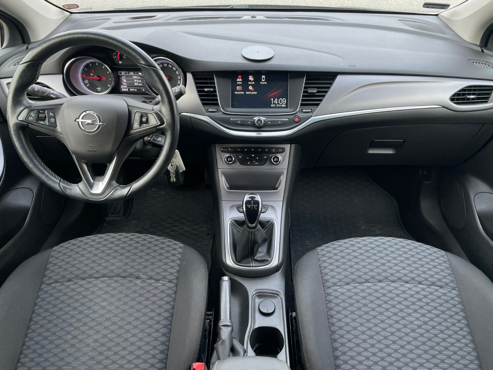 Opel Astra 2016