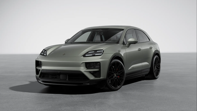 Porsche Macan Turbo   5d