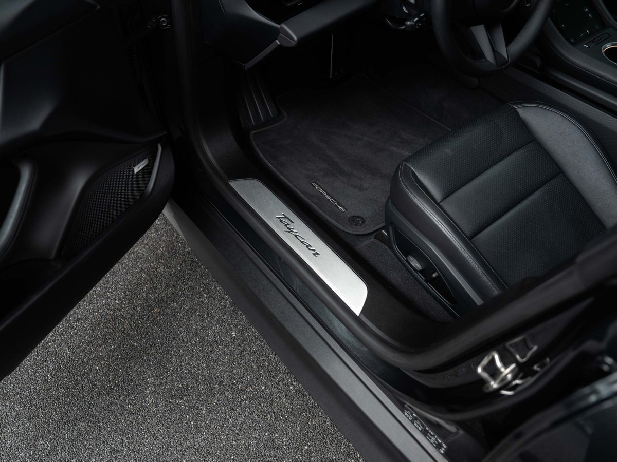 Gallery image 9 of 18