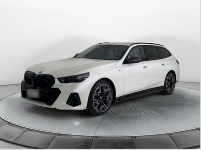 BMW i5  eDrive40 M-Sport 4d