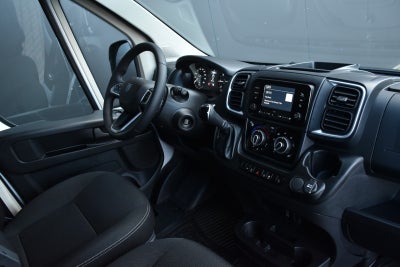 Peugeot Boxer 335 BlueHDi 140 L2H2 Premium EAT8