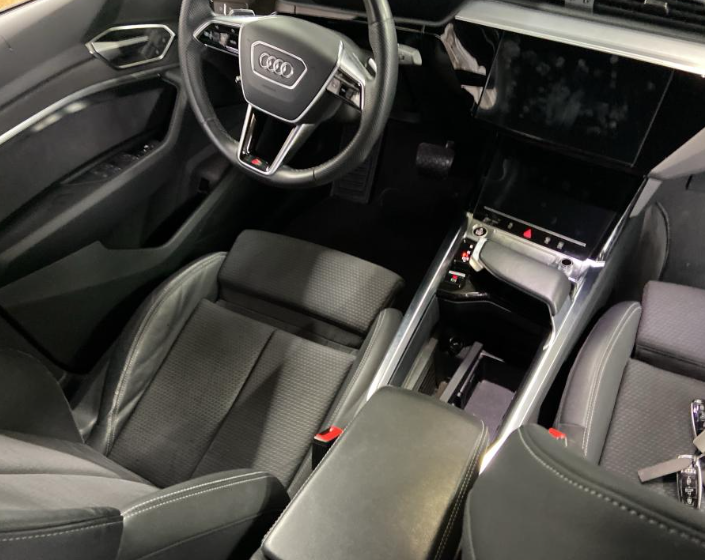 Billede af Audi e-tron 55 S-line Sportback quattro