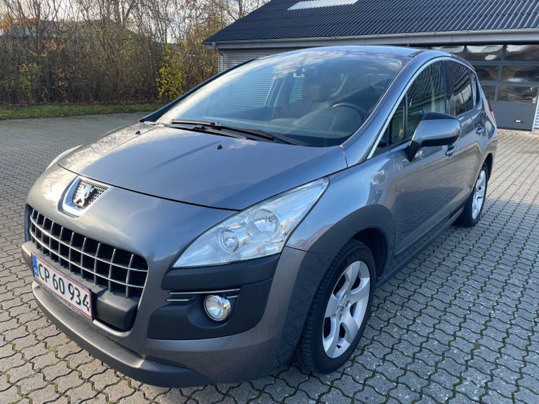 Peugeot 3008 HDi 112 Premium+