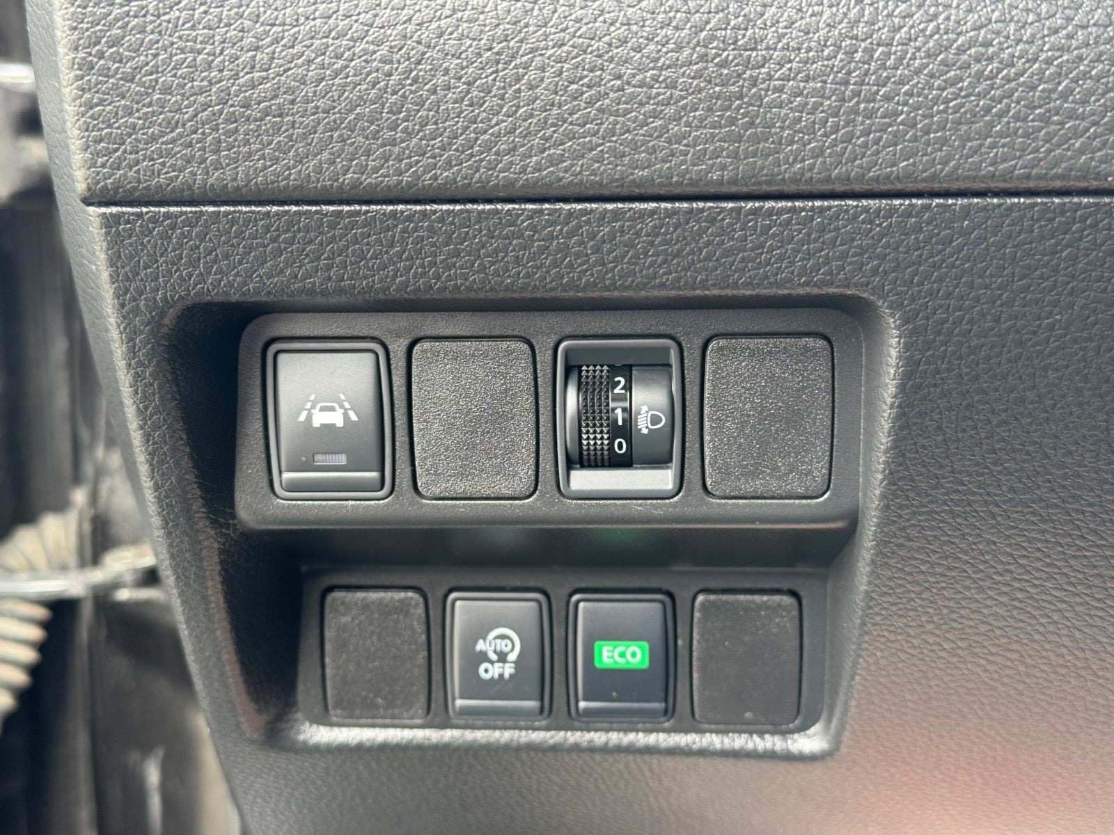 Billede af Nissan Qashqai 1,2 Dig-T 115 N-Connecta X-tr.