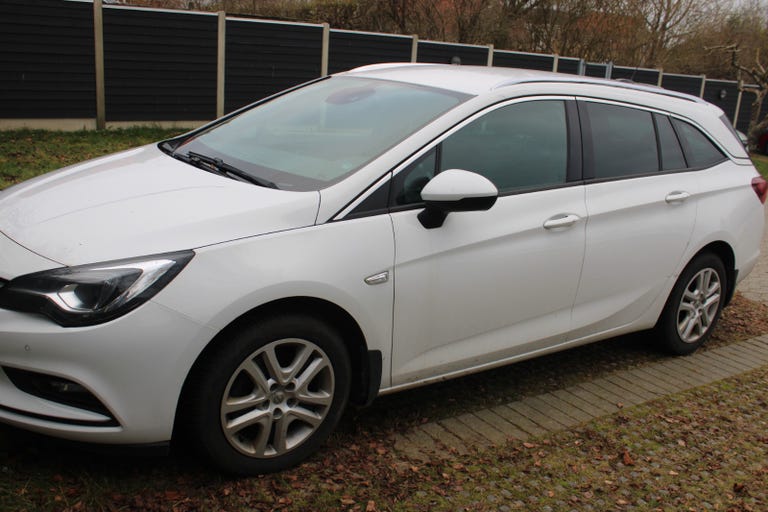 Opel Astra CDTi 110 Active Sports Tourer