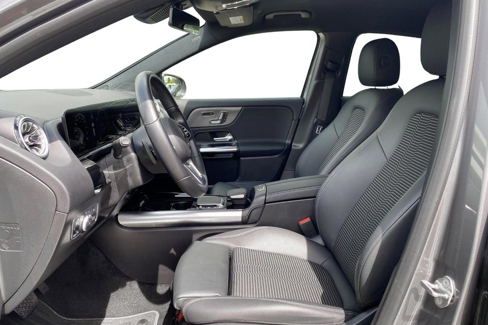 Mercedes EQA250  2022