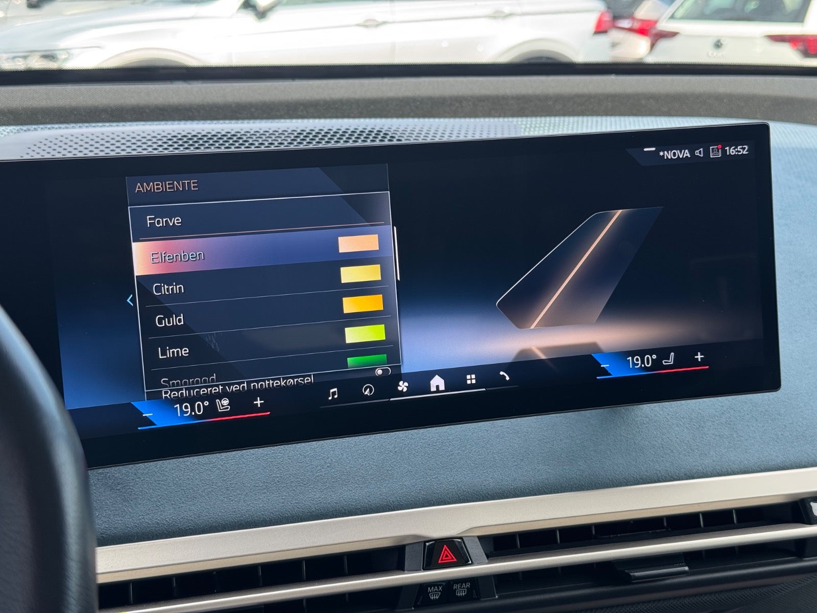 Billede af BMW iX xDrive40 Sport