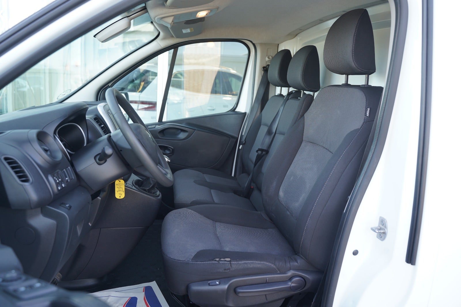 Billede af Renault Trafic T29 2,0 dCi 120 L2H1