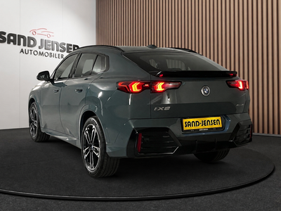 BMW iX2 xDrive30 M-Sport Premium Van