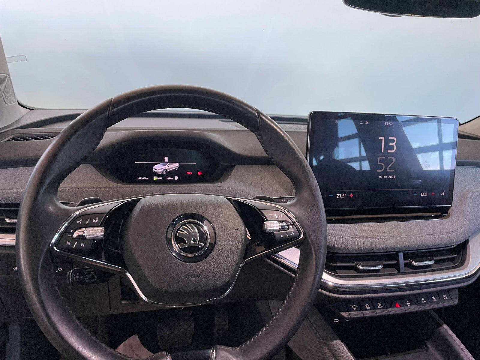 Skoda Enyaq iV Plus Loft