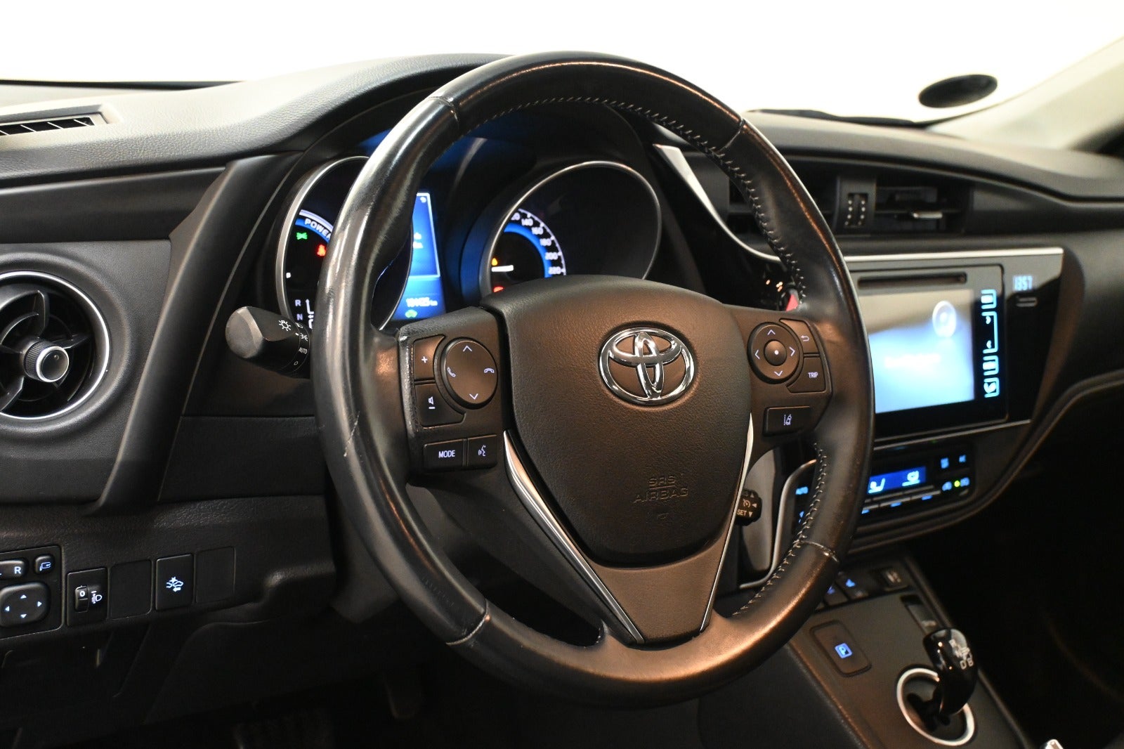 Toyota Auris Hybrid H2 Comfort Touring Sports CVT