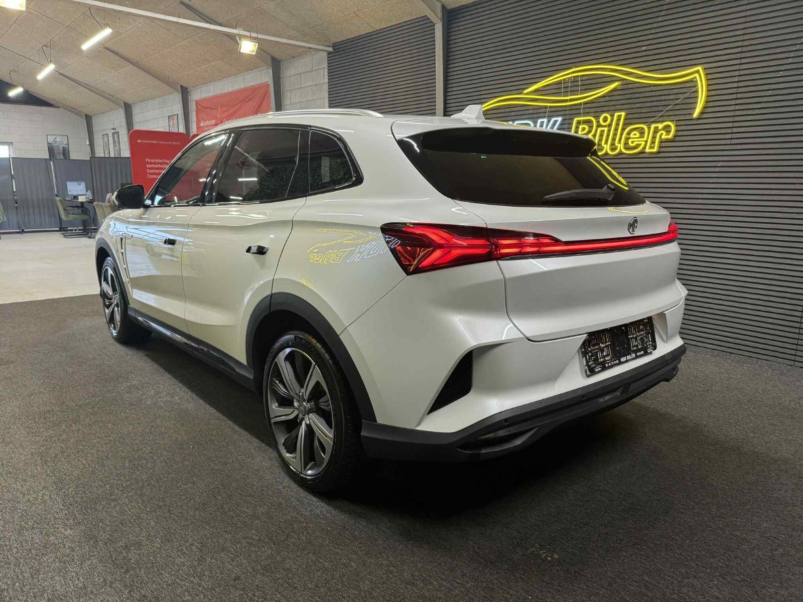 Billede af MG Marvel R Luxury