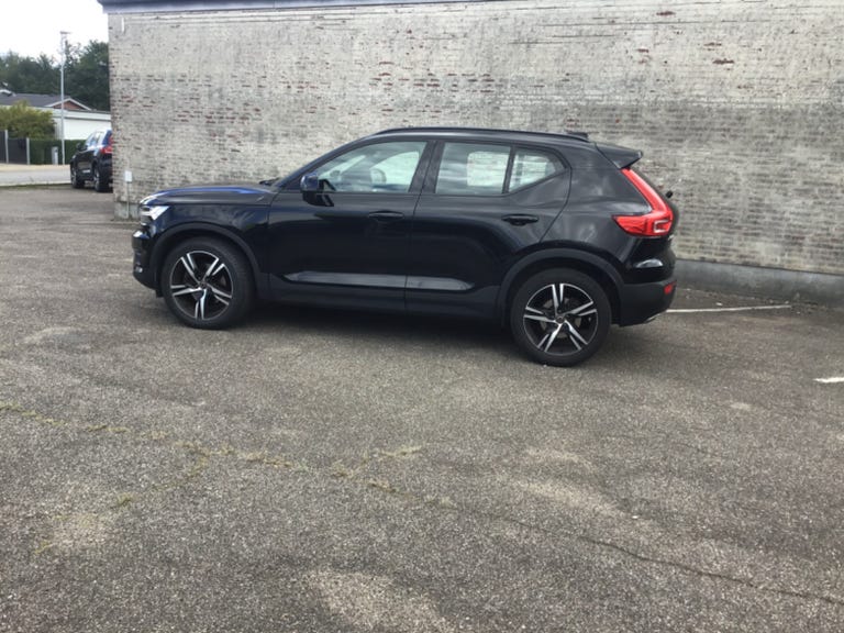 Volvo XC40 D4 190 R-Design aut. AWD