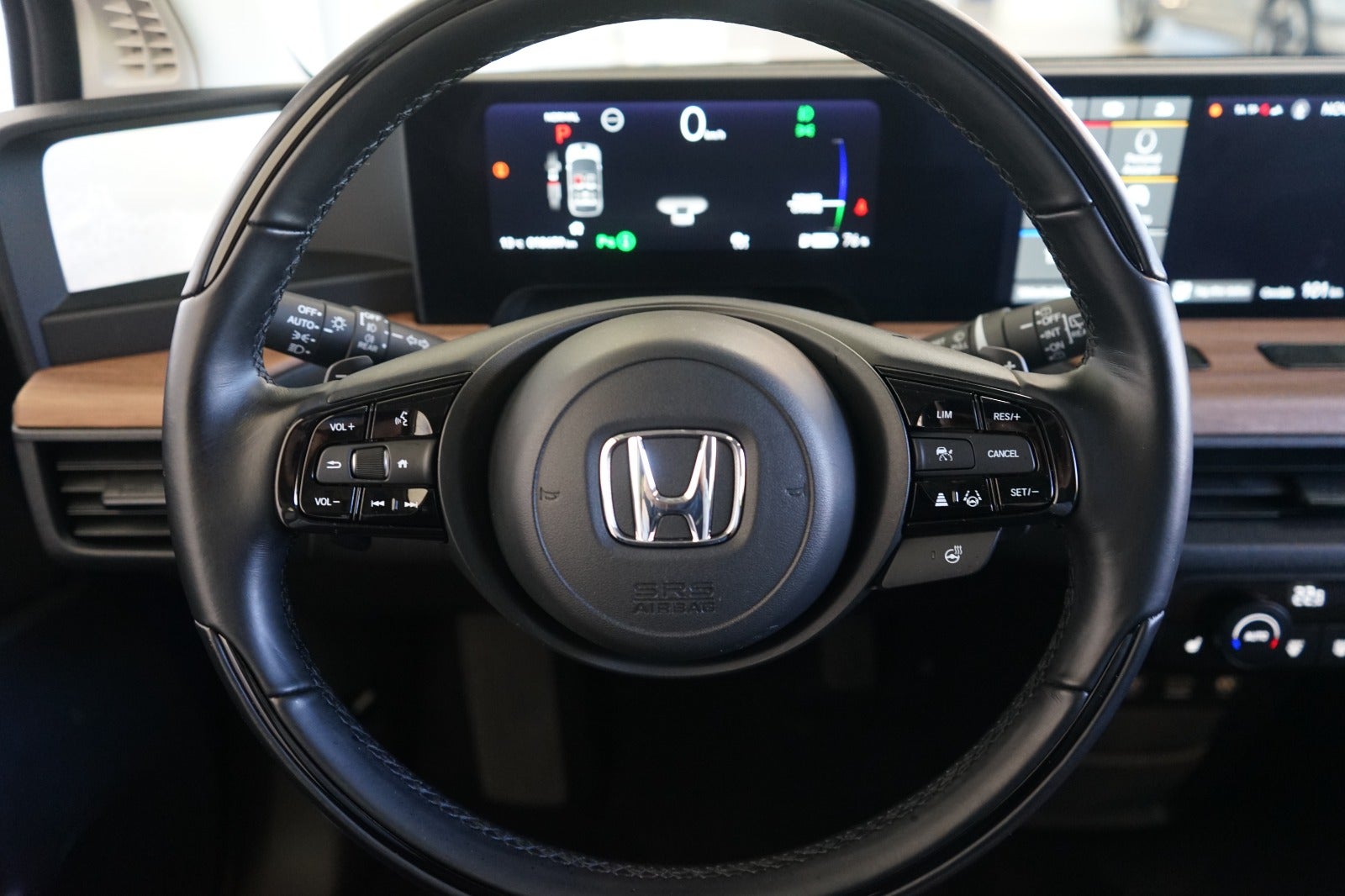 Honda e