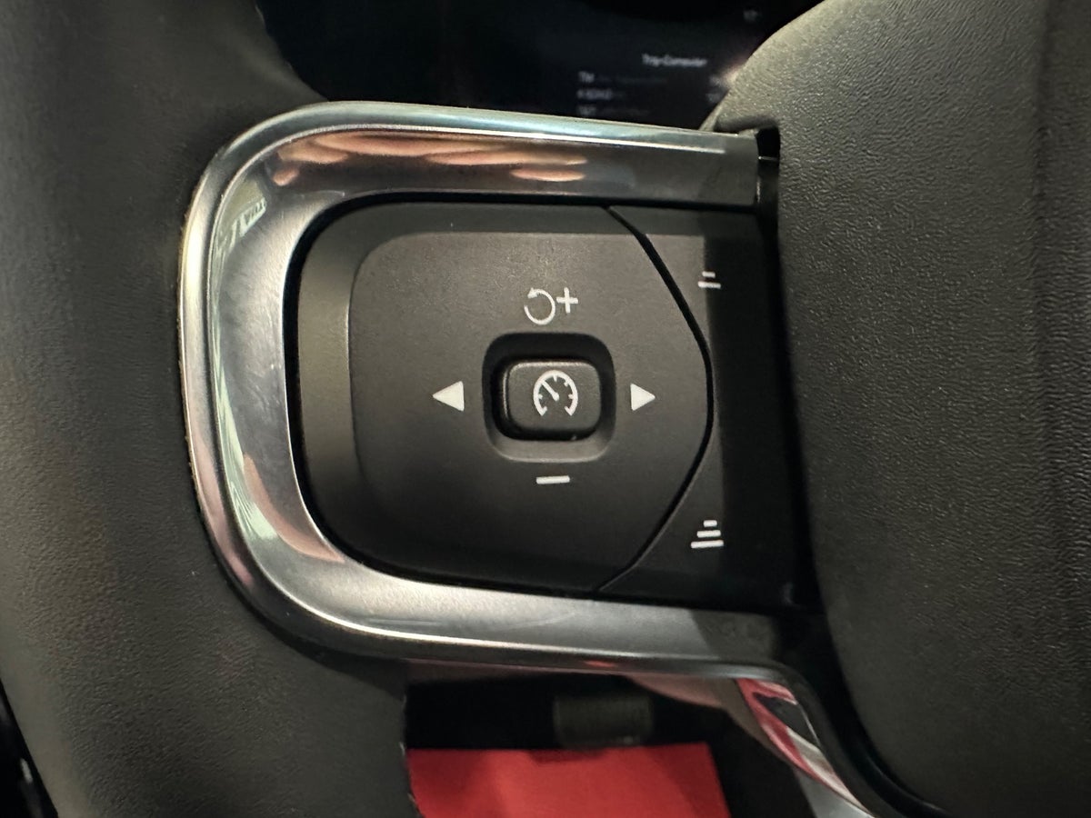 Volvo C40 P6 ReCharge Core