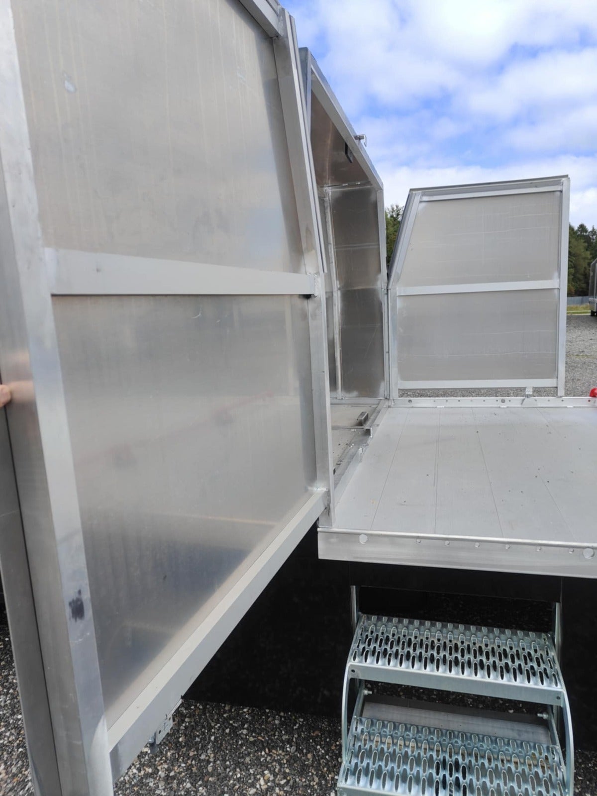 Iveco Daily 70C18 5100mm Chassis AG8