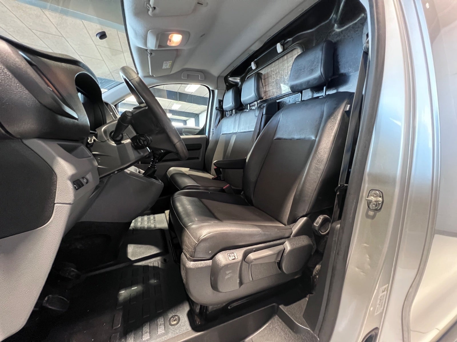 Billede af Citroën Jumpy 1,6 BlueHDi 115 L2N1