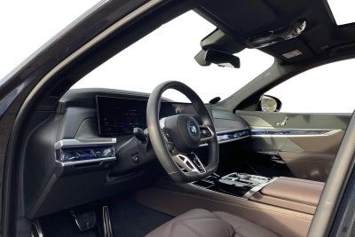 BMW i7 eDrive50