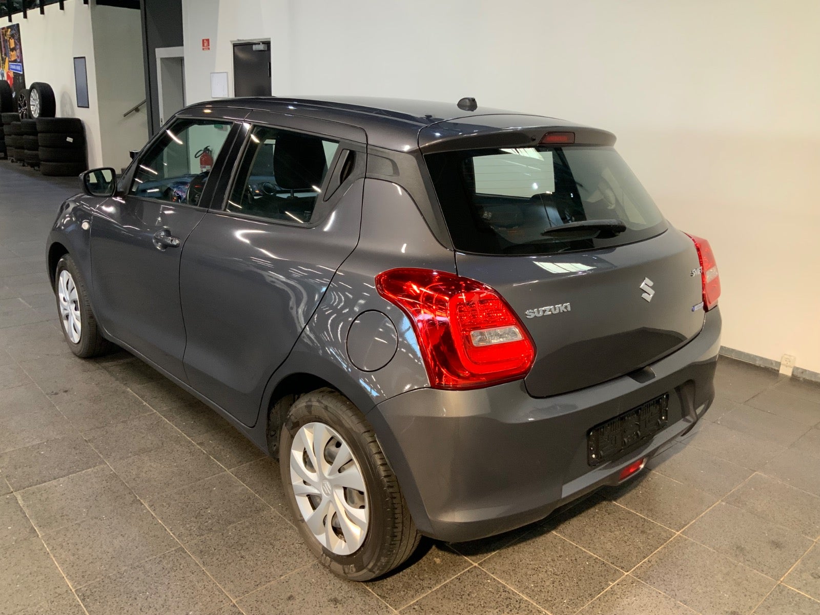 Suzuki Swift (3/8)
