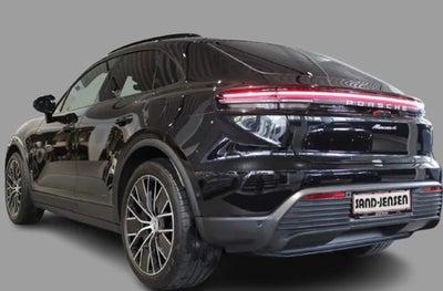 Porsche Macan 4 