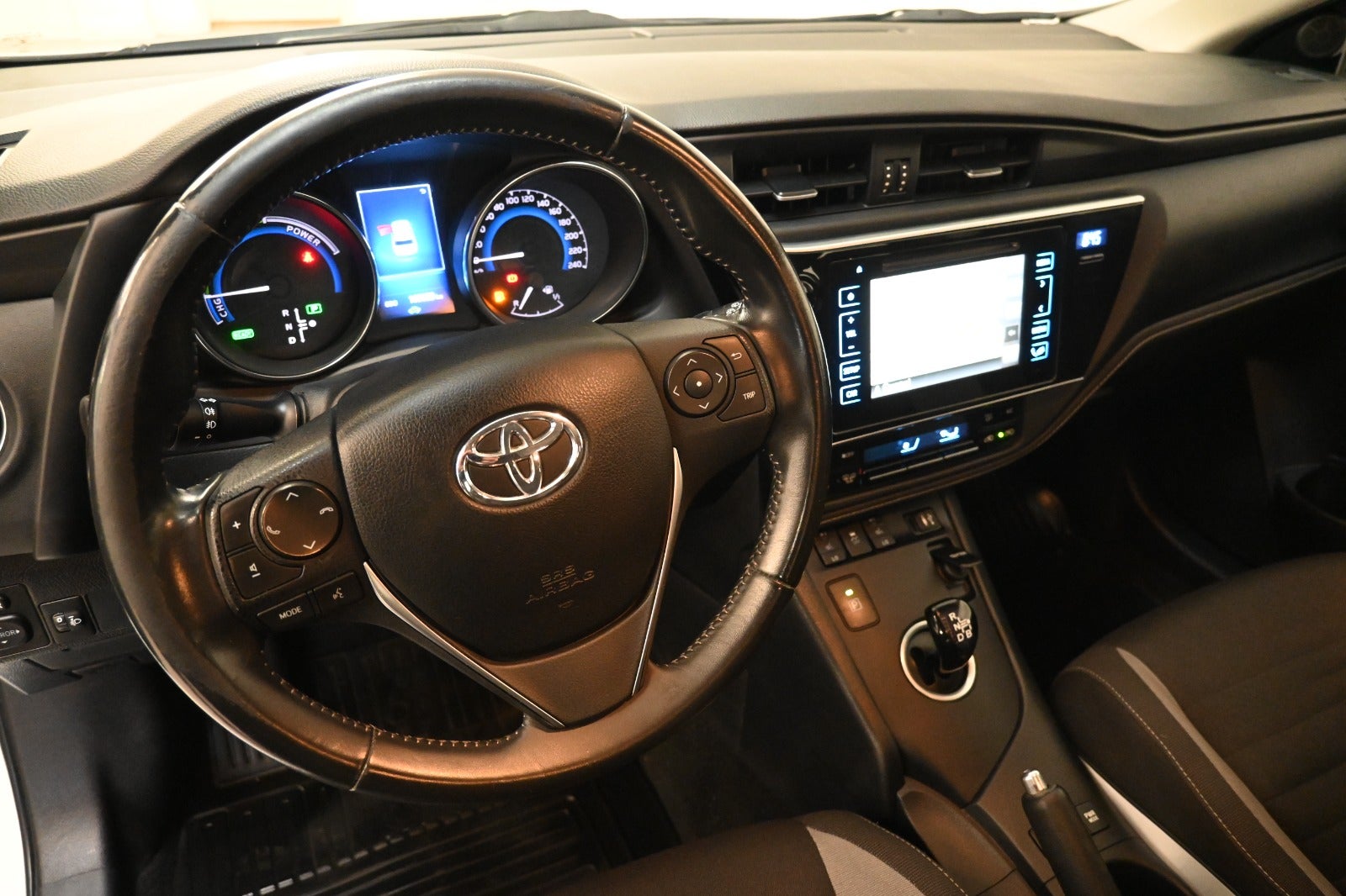 Toyota Auris 2016
