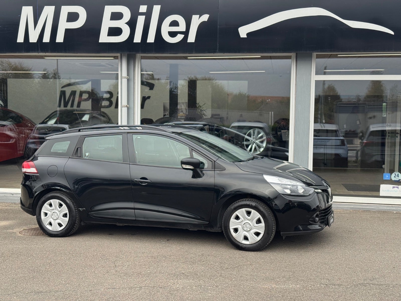 Billede af Renault Clio IV 1,2 16V Authentique Sport Tourer