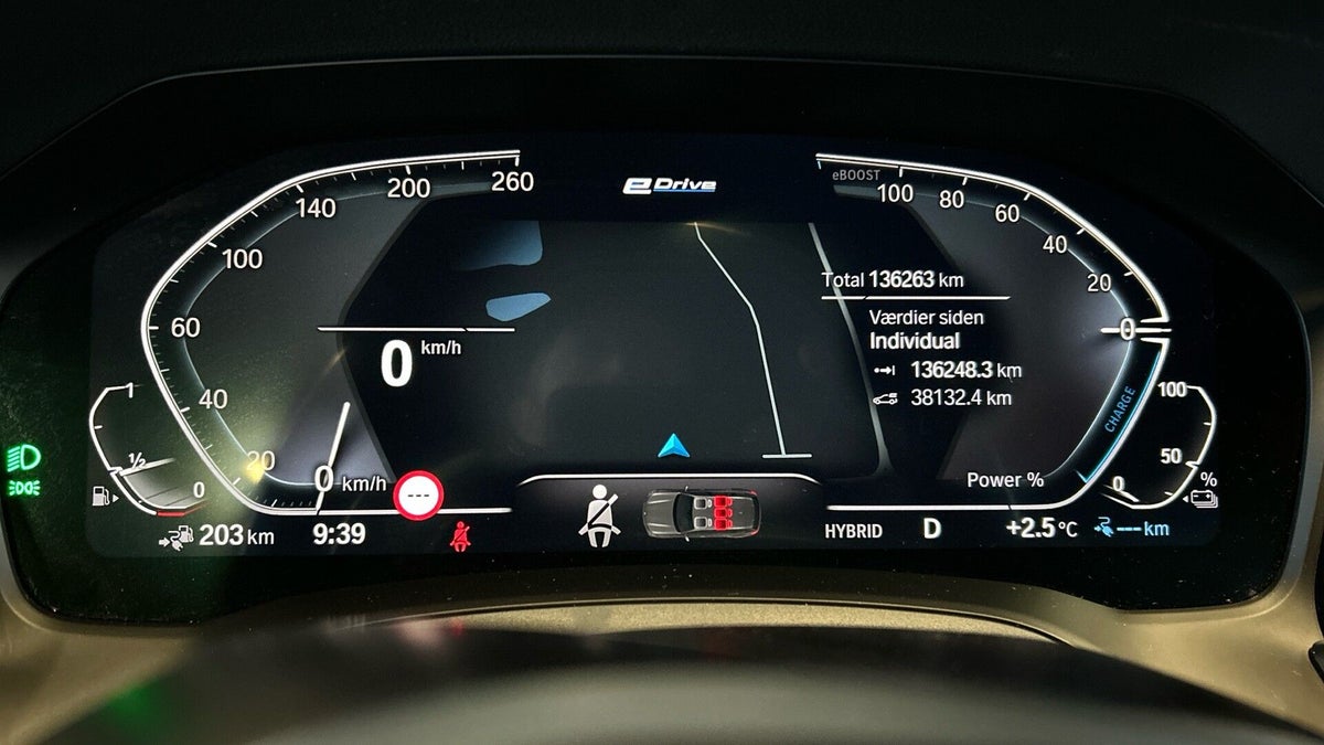 BMW 330e Touring M-Sport aut. billede 8