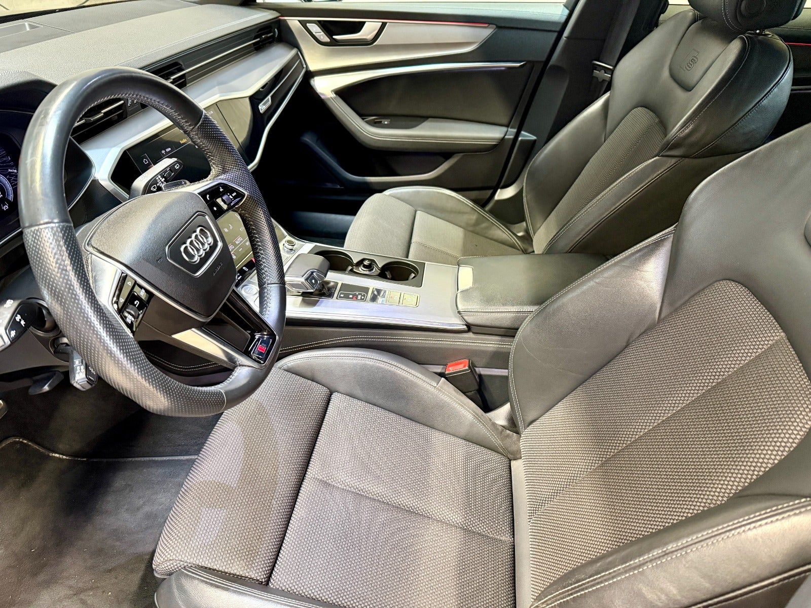 Billede af Audi A6 2,0 TDi 190 S-line Avant S-tr.
