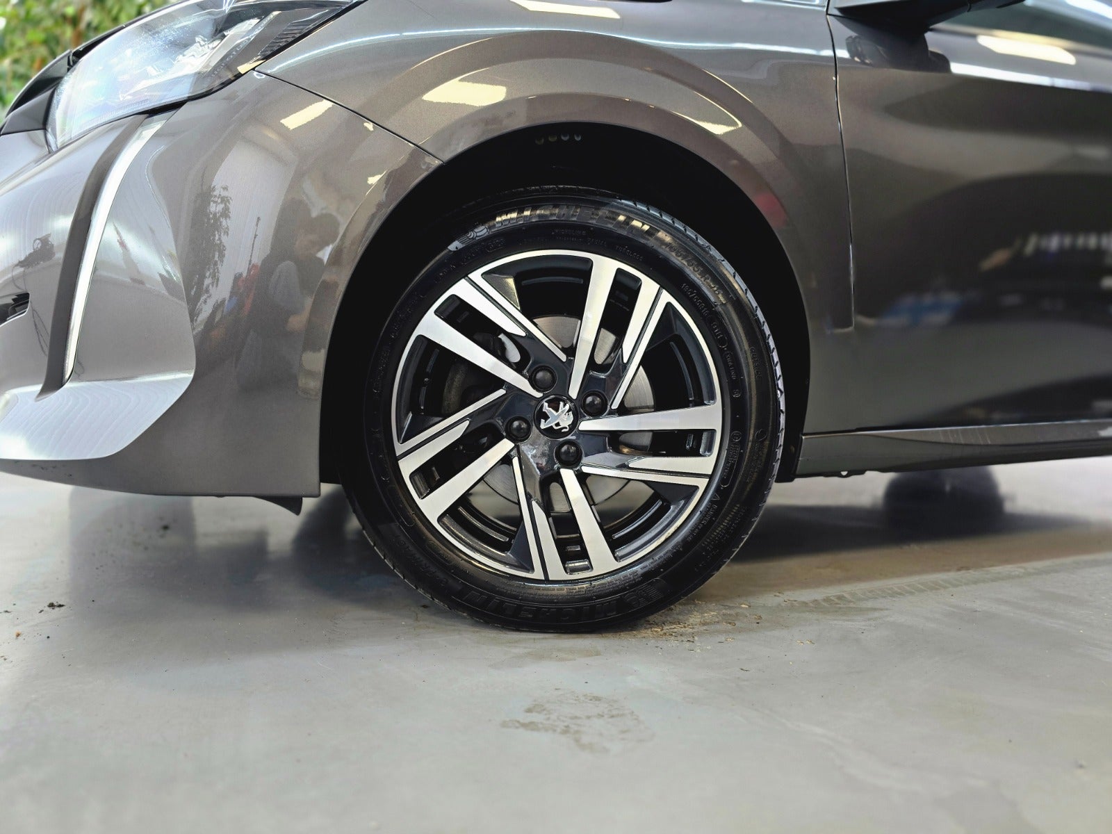 Billede af Peugeot 208 1,2 PureTech 100 Flash EAT8
