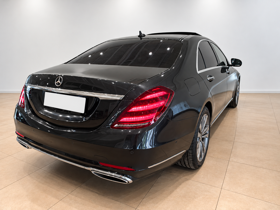 Mercedes S400 d, Billede 2