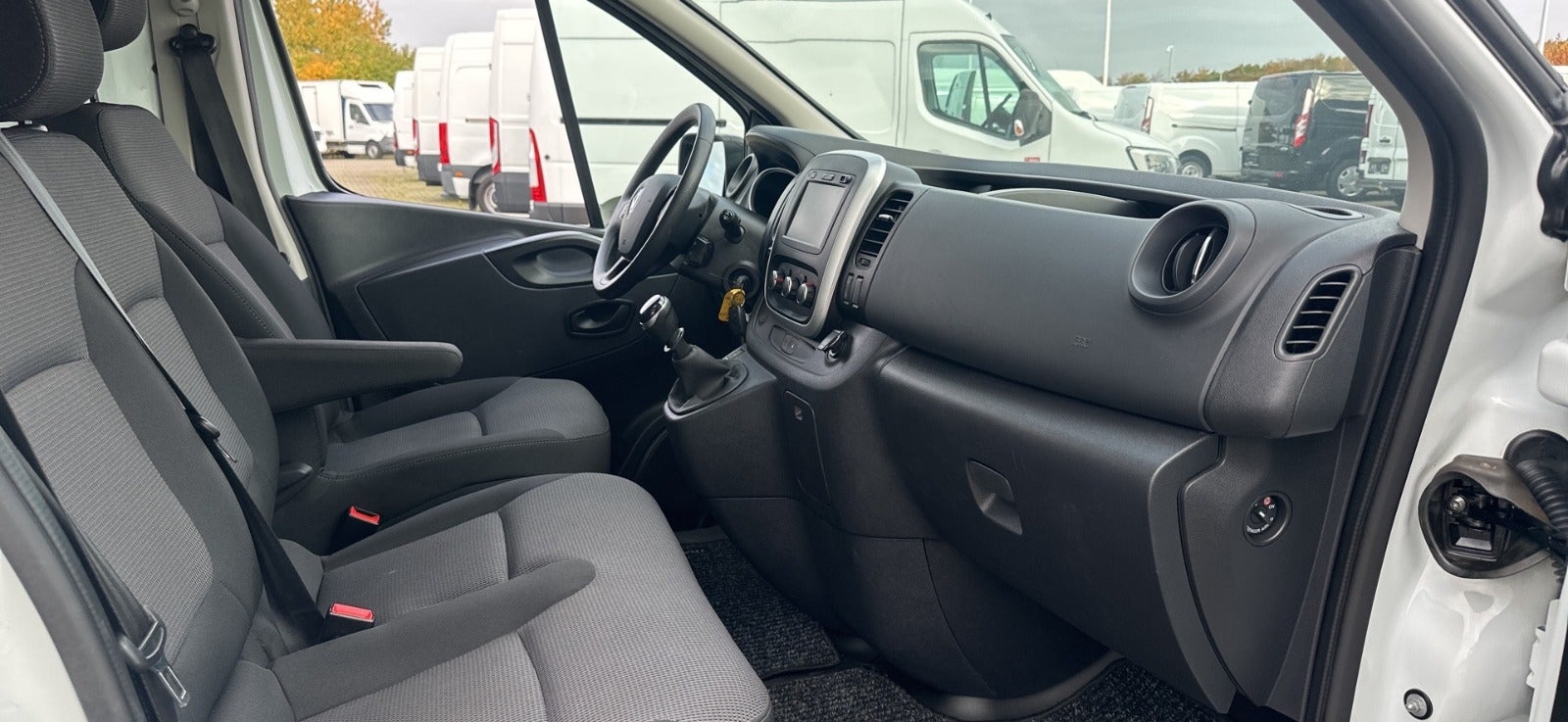 Billede af Renault Trafic T29 2,0 dCi 120 L2H1