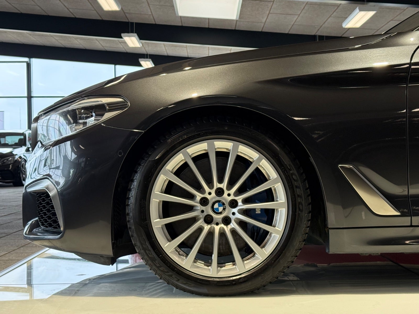 Billede af BMW M550i 4,4 xDrive aut.