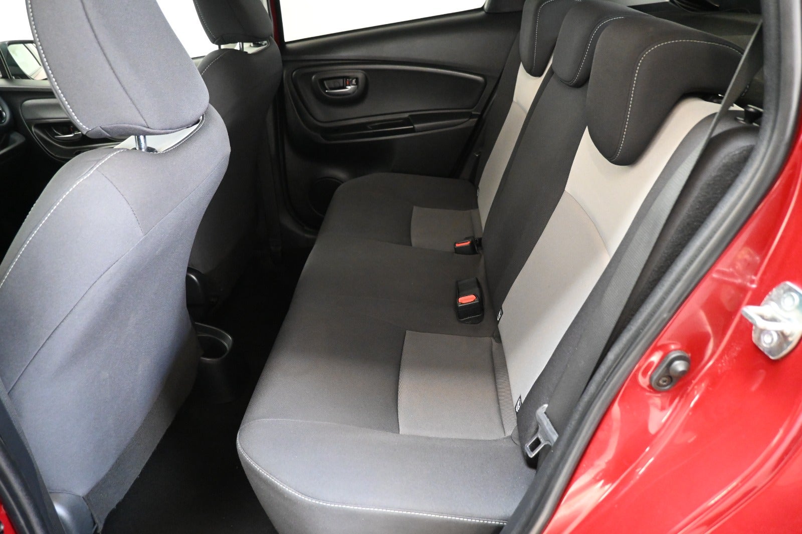 Toyota Yaris VVT-iE T3 Premium MDS