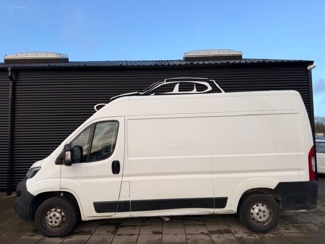 Peugeot Boxer 335 BlueHDi 140 L2H2 Premium