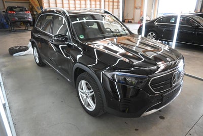 Mercedes EQB250