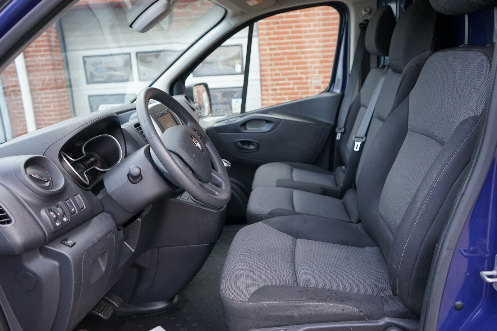 Billede af Renault Trafic T29 2,0 dCi 120 L2H1