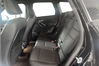 BMW iX1 xDrive30 X-Line